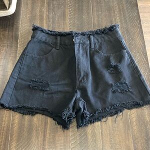 Medium black frayed denim shorts